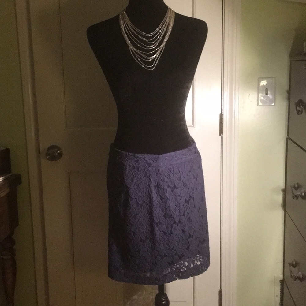 Gap lace mini skirt